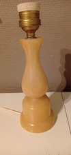 pied lampe albatre