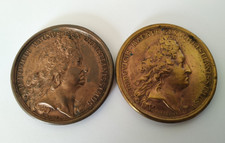 LOT 2 ANCIENNES MÉDAILLES