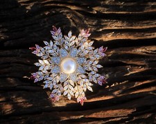Broche Pendentif Flocon de Neige CZ Rose Rouge Ruibis Perle Culture Plaqué XZ20