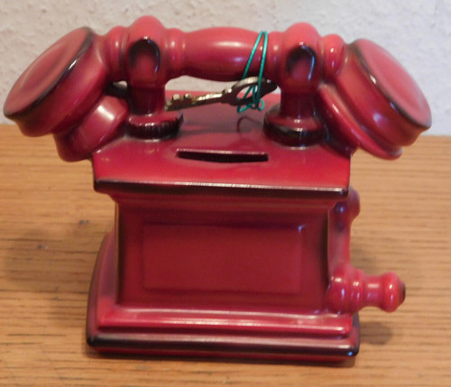 Tirelire clé telephone rouge - telephone,