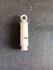 Ancien Sifflet De Scouts