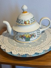 Villeroy & Boch Basket Teapot