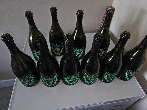Dom perignon empty - 10, display