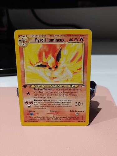 Carte pokémon pyroli lumineux - carte,
