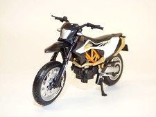 MOTO KTM 690 SMC R 1/18