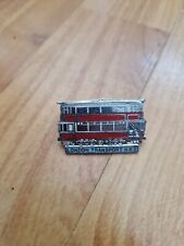 ÉCUSSON ÉMAILLÉ DE BUS À