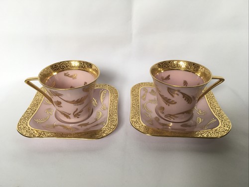 Tasses sous - tasses, et