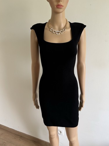 Robe pull noire sans - , manches