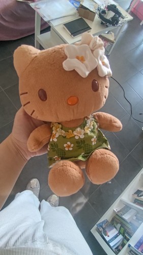 Peluche hello kitty bronzé - peluche,
