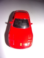 1 voiture miniature de