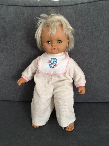 Poupée jesmar vintage - poupée, bavoir