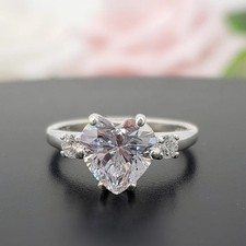 Bague en argent 925 diamant