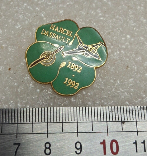 Pins avion chasse - , dassault