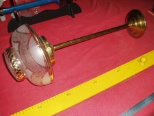 UN  ANCIEN LUSTRE SUSPENSION AVEC COUPELLE OU GLOBE DECORE  a definir .?.