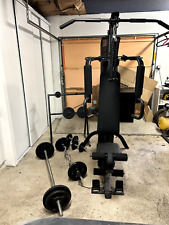 Matériel de musculation avec machine et équipements divers 