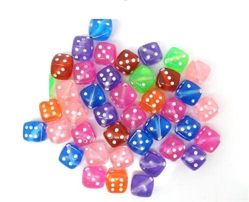 Perles acryliques 50 dés - perles, :