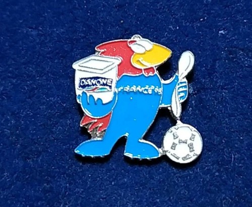 Rare pins sport foot - sport, football