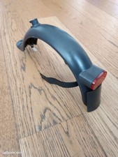 Garde boue arrière Xiaomi M365 / Xiaomi PRO / Pro 2 avec Support et feu arrière