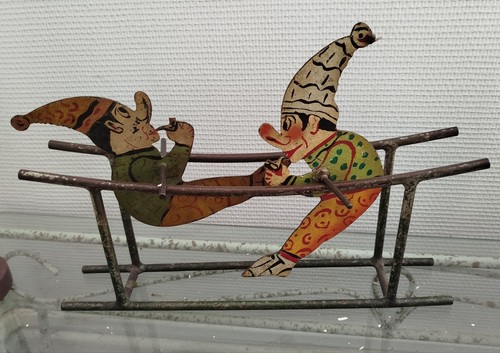 Jouet ancien mécanique - ancien,