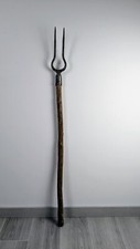 Ancienne fourche à deux dents campagnarde