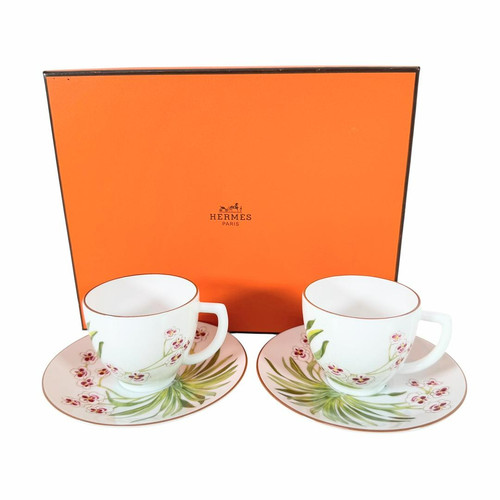 Lot tasses et soucoupes - de,