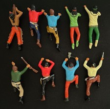 9 Figurines vintages - 1960 - cowboys et indiens rampants - Starlux