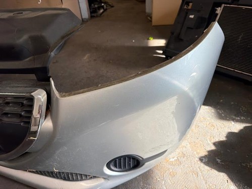 Pare choc avant peugeot - 208, 1