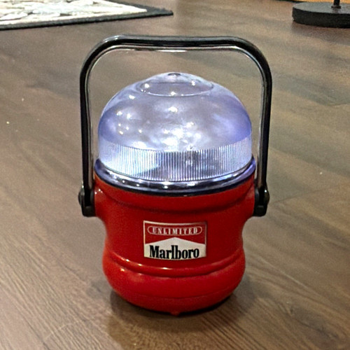 Marlboro red plastic camping - red,