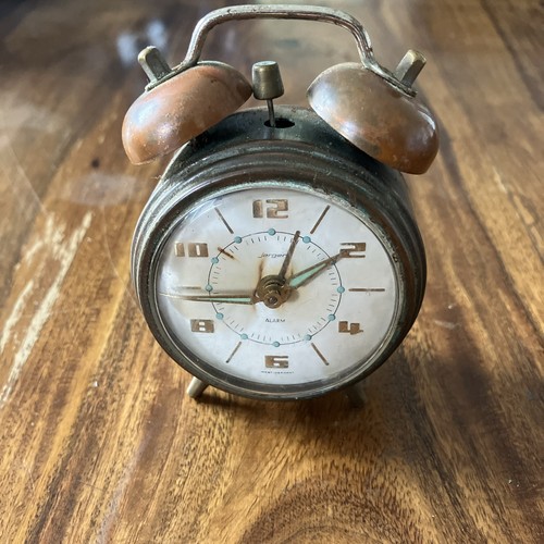 Ancien joli petit réveil - joli,