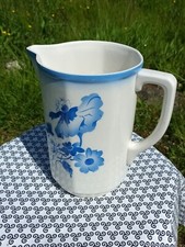 Ancien broc pichet en céramique de toilette décor  fleurs  bleues années...