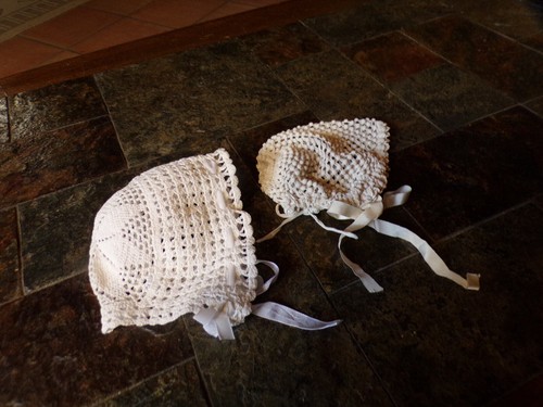 Anciens bonnets - , de