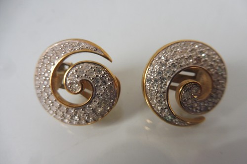 Très belles boucles - très,