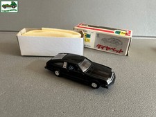 Ancienne voiture miniature - ancienne,
