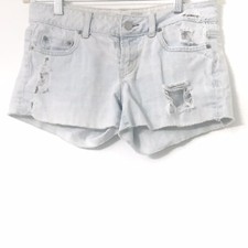 American Eagle Distressed Light Wash Denim Shorts Size: 4