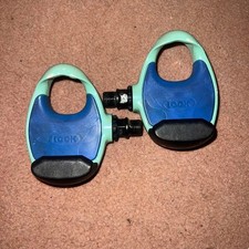 LOOK Celeste with pedal usage