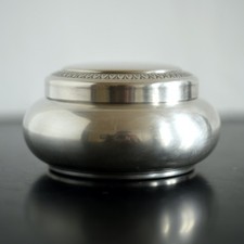 Boite ronde bonbonnière metal