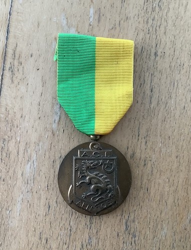 Medaille anciens combattants - anciens,