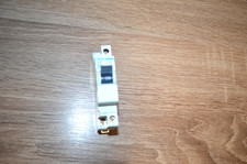 Disjoncteur 16A Hager  borne décalée