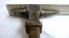 ANCIENNE PETITE ENCLUME A QUEUE - OUTIL DE  BIJOUTIER  OU AUTRE