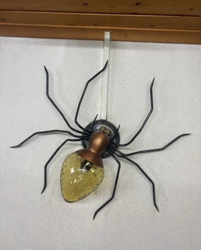 Applique murale araignée