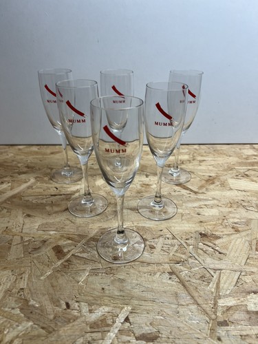 Lot flûtes à champagnes - À,