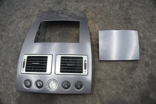 Center dash stack air vent - center,