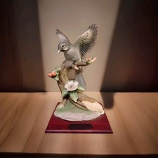 Figurine oiseau en porcelaine
