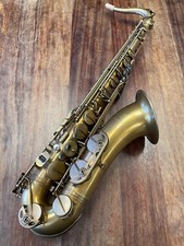 New EASTMAN Tenor Saxophone -