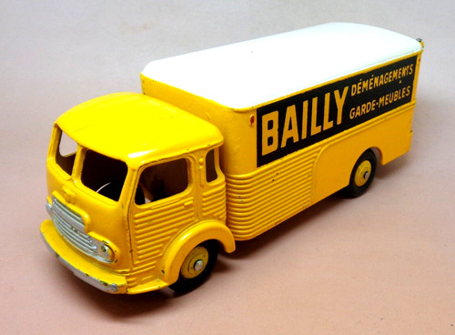 Dinky toys réf - 33a, simca