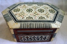 BOITE A BIJOUX MARQUETERIE