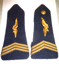 PAIRE D'EPAULETTES DE SERGENT-CHEF, ARMEE DE L' AIR - FRANCE
