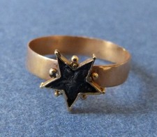 Bague ancienne OR massif et étoile de Digne gold ring St Vincent pentacrine