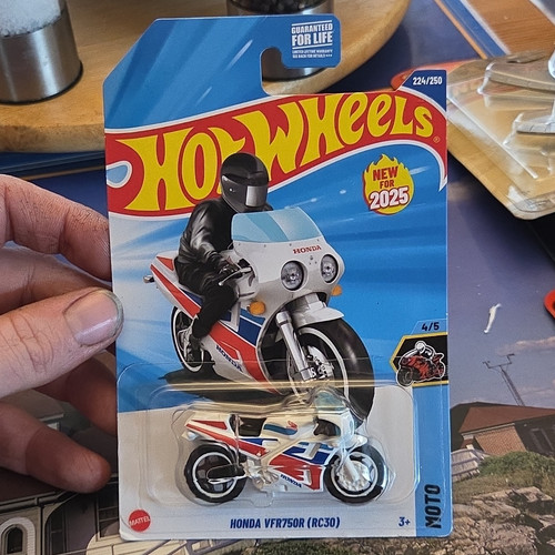 Hot wheels moto honda vfr750r - wheels,