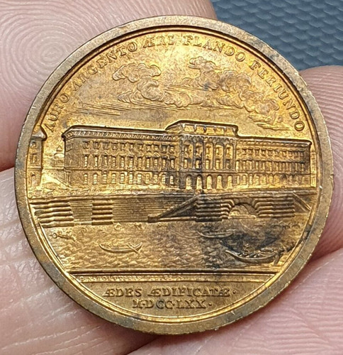 Ancienne médaille nouveau - ancienne,